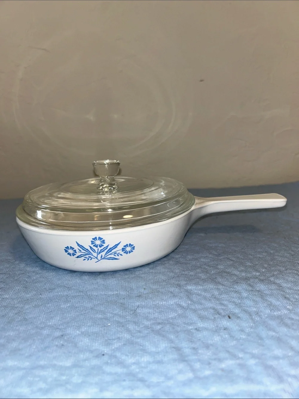 Corning Ware Blue Cornflower With Clear Lid